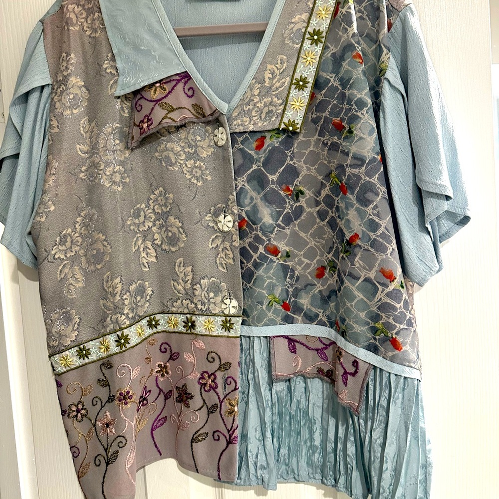 Elegant Patchwork Set-blouse and skirt. Very feminine
